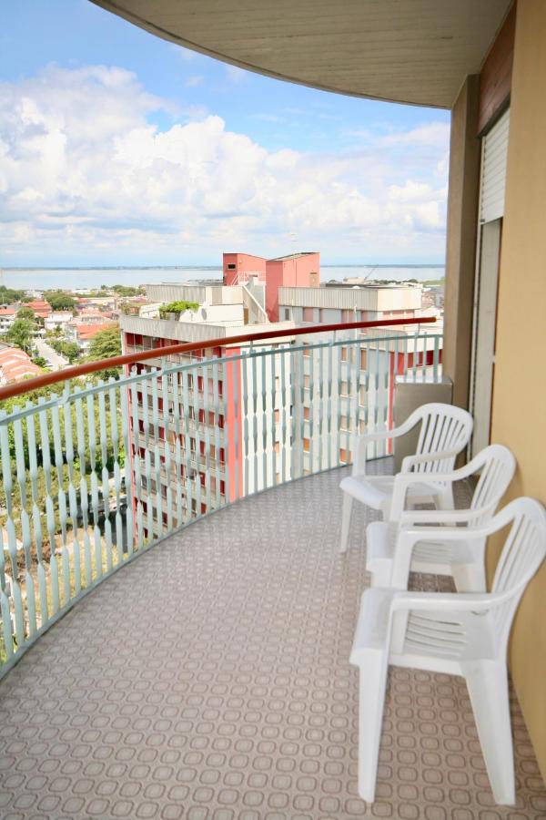 Ba- La Torre - Sea View - Apartment ลินญาโน ซับเบียโดโร ภายนอก รูปภาพ