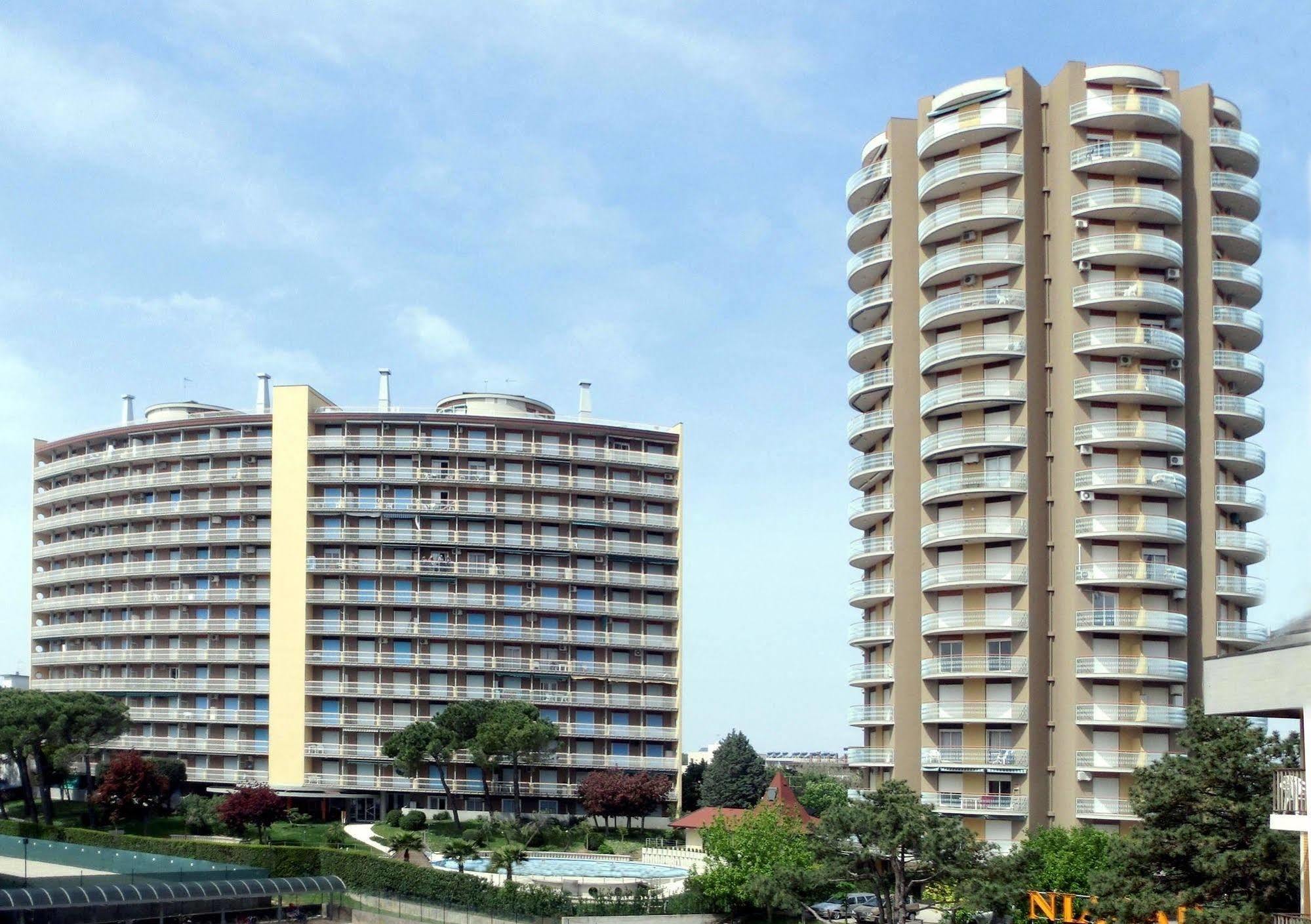 Ba- La Torre - Sea View - Apartment ลินญาโน ซับเบียโดโร ภายนอก รูปภาพ